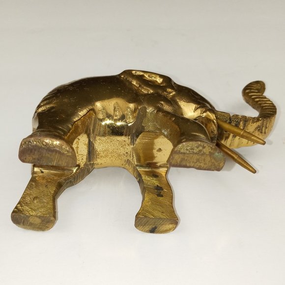 Vintage Brass Lucky Elephant Hearth Desktop Paperweight Trunk Raised Up 3" - Picture 5 of 6